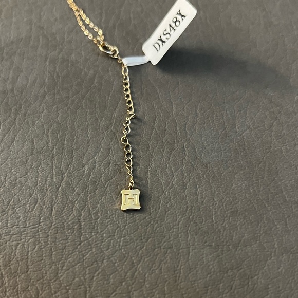 Charmed Aroma | Harry Potter Necklace - Picture 5 of 8